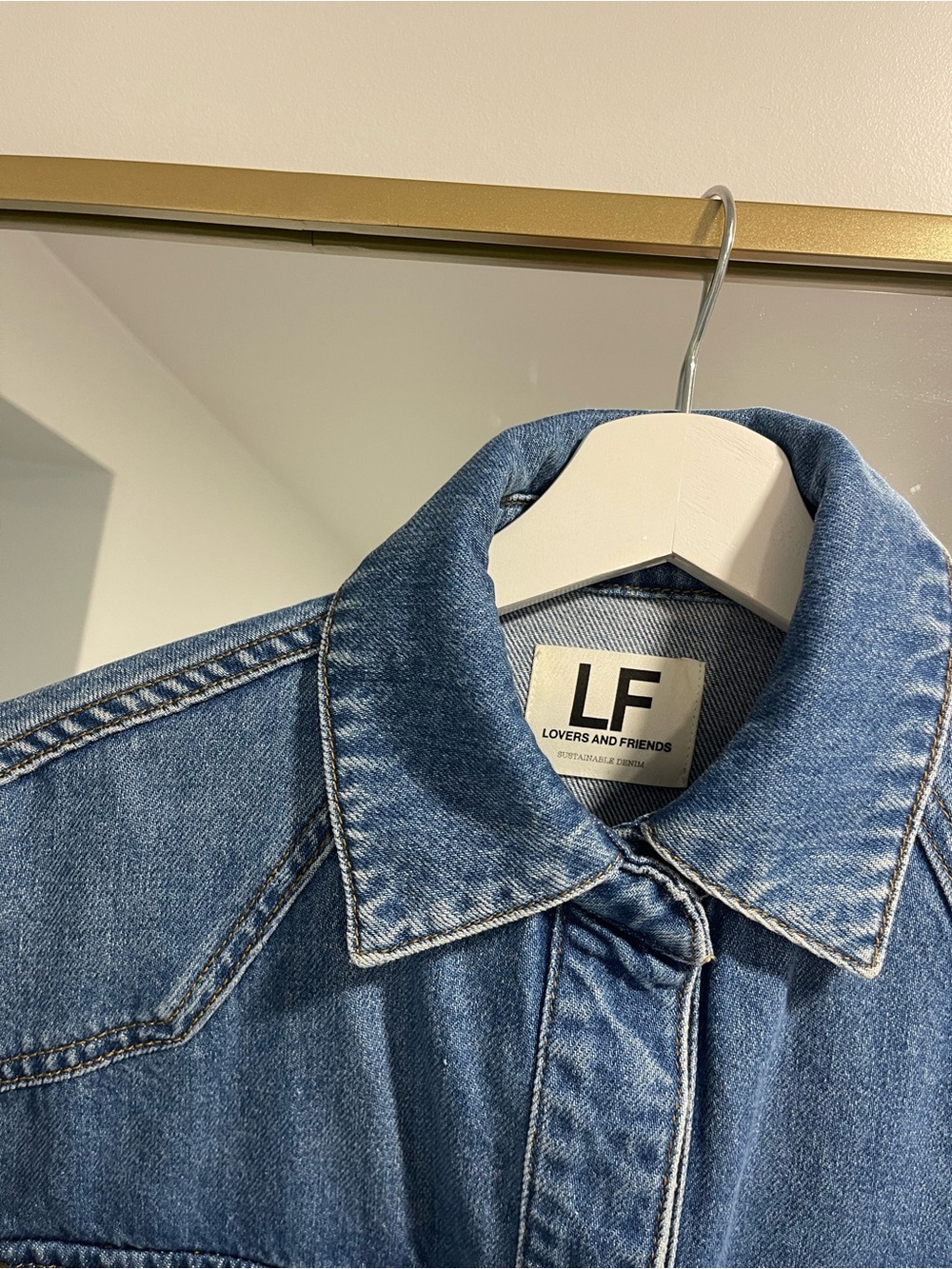 SOLD OUT  Lovers and Friends Micah Cropped Denim Shacket size medium blue - Picture 6 of 9